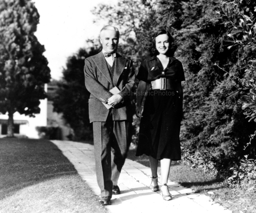 Paulette Goddard 1947 Chaplin Estate.jpg